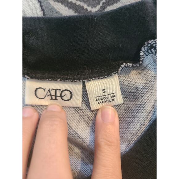 Cato small women's geometric blouse with keyhole button back - Picture 4 of 8